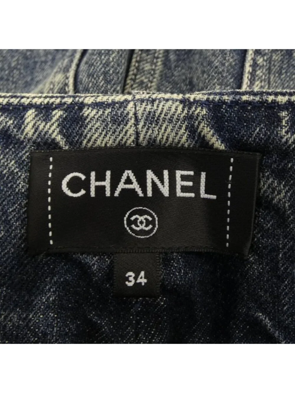 Chanel Jeans Blue